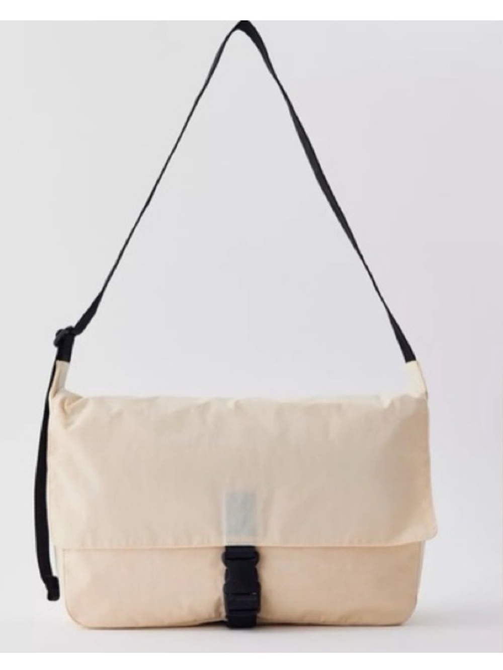 NWOT BAGGU Nylon Messenger Bag - Ivory